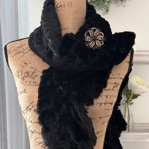 Joan Rivers Black Faux Fur Scarf with Elegant JR Bow  Brooch